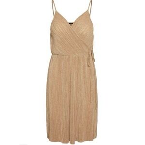 New Vero Moda Micro Pleat Faux Wrap Short Dress Gigi Irish Cream Tan Size XL